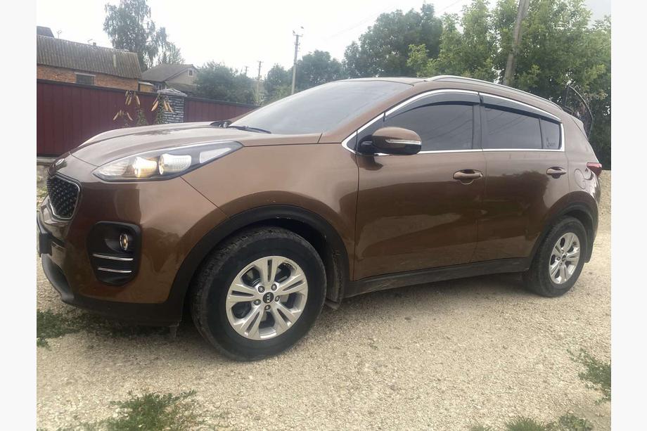 Kia Sportage 2015–2021 Windschermen met chromen sierlijst Niken Luxury (4 stuks) Image