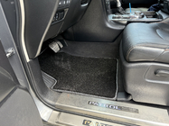 Nissan Armada 2016–2024 Deluxe stoffen automatten (3 rijen, zwart) foto 7