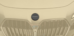 BMW 7 Serie G70/G71 2022– Voorembleem MNSR (carbon) foto 1