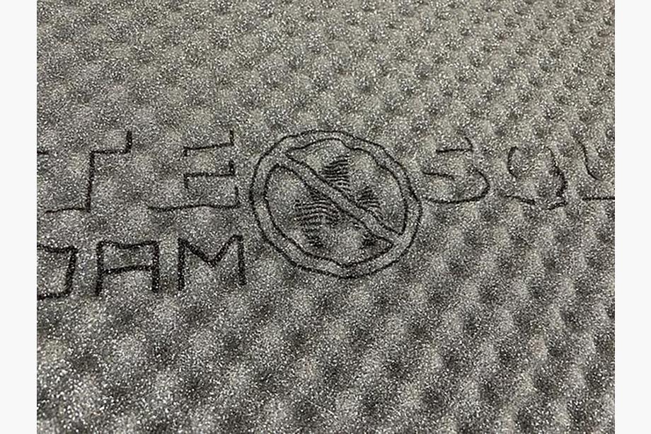 Brandwerende geluidsabsorberende plaat SQL NF 15 Non flam Foam 15 mm (75x100 cm) Foto 5