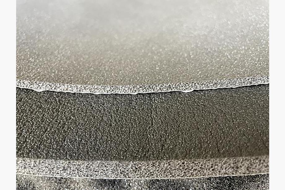 Geluid- en warmte-isolatie ULTIMATE ACCENT PRO 4 mm elastisch PE-schuim met waterbestendige lijmlaag, plaat (0,5 m x 0,75 m) Foto 3