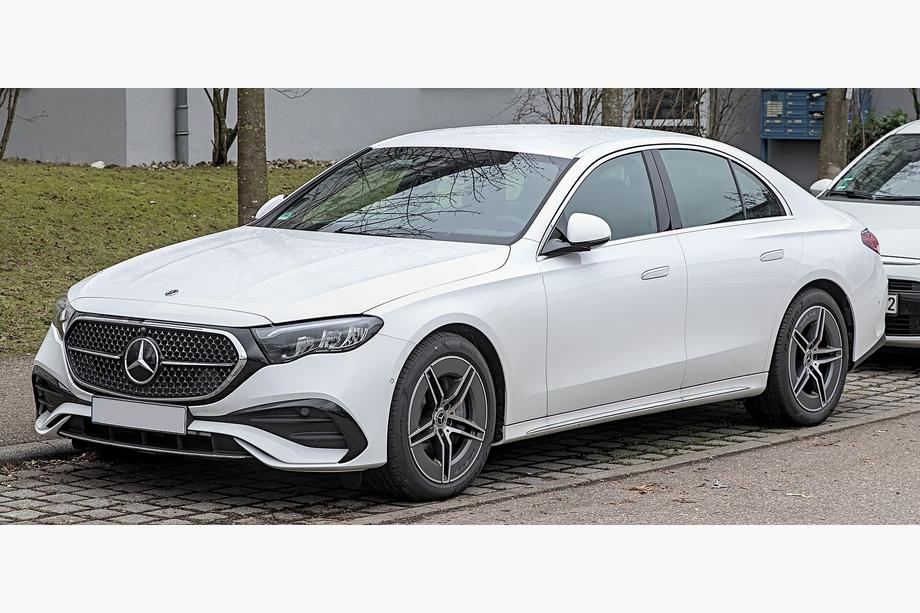 Mercedes E-class W214 2023– AMG-Line voorbumper Image