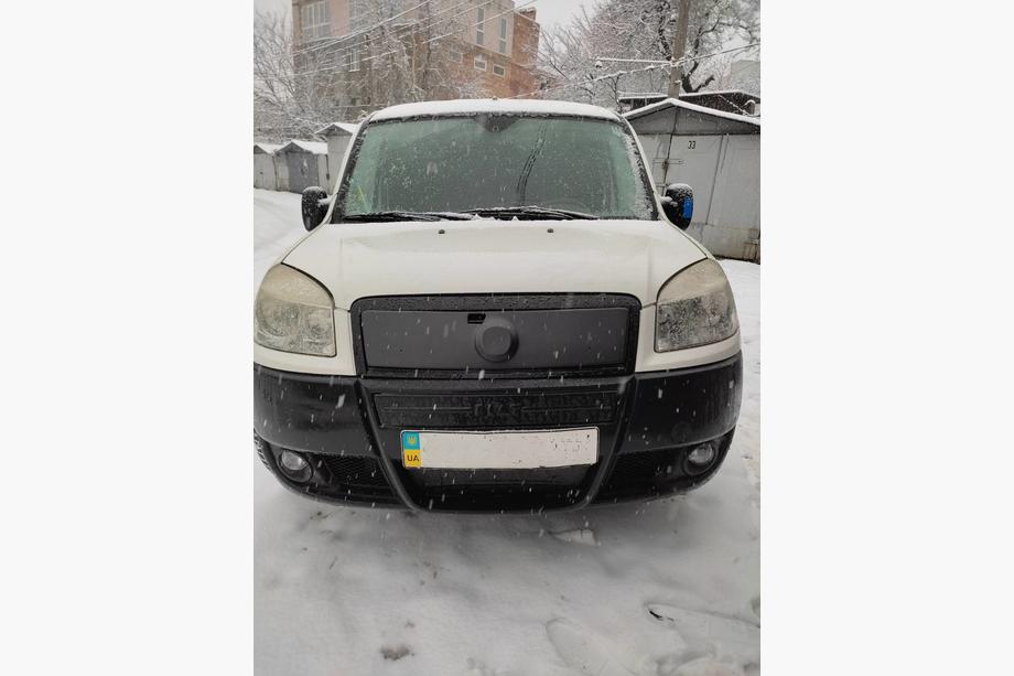 Fiat Doblo I 2005–2010 Bovenste winterafdekking voor grille Mat Image
