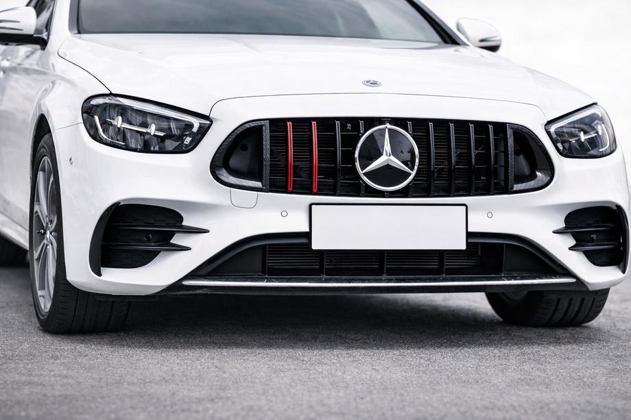 Mercedes E-Klasse Coupé C238 2016–2024 Rocket voorgrille (voor AMG Line 2020-2023) Image