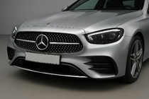 Mercedes E-Klasse Coupé C238 2016–2024 Voorgrille Diamond Silver (voor AMG-Line 2020-2023) Met camerabevestiging foto 3