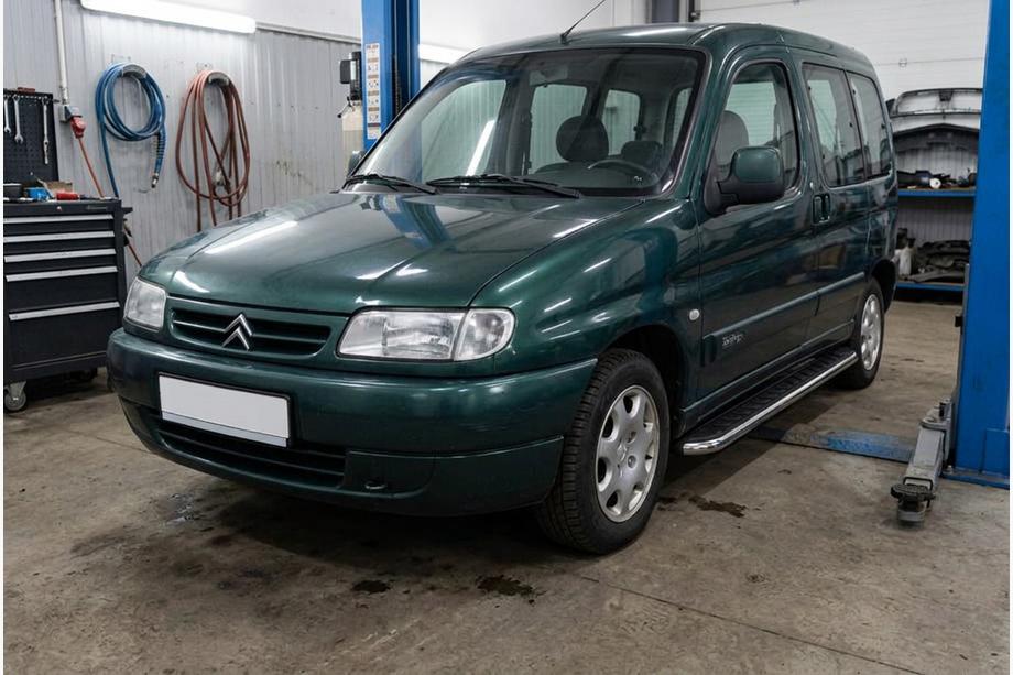 Citroen Berlingo 1996–2008 Maydos V1 zijtreden (set 2 stuks, aluminium + RVS) Image
