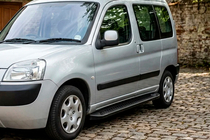 Peugeot Partner 1996–2008 Allmond Black zijtreden (2 st., aluminium) foto 1