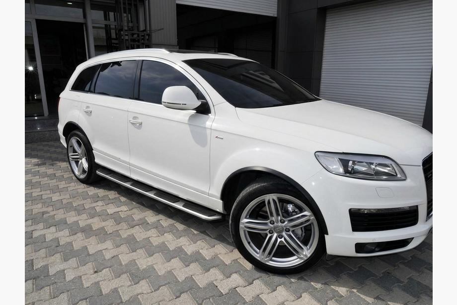 Audi Q5 2008–2017 OEM side steps (2 stuks, aluminium) Image