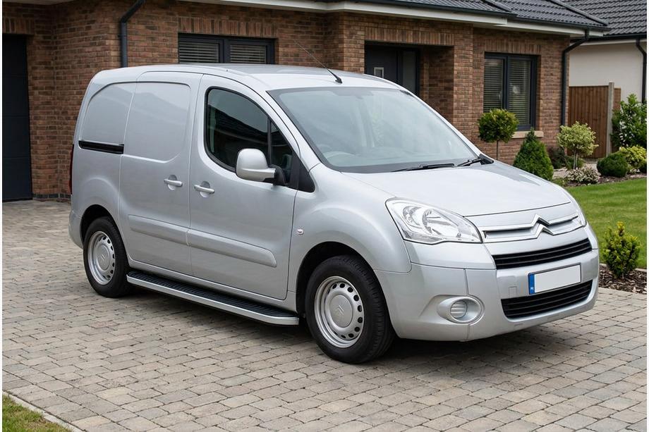 Citroen Berlingo 2008–2018 Side steps Tayga Grey (set van 2, aluminium) Image