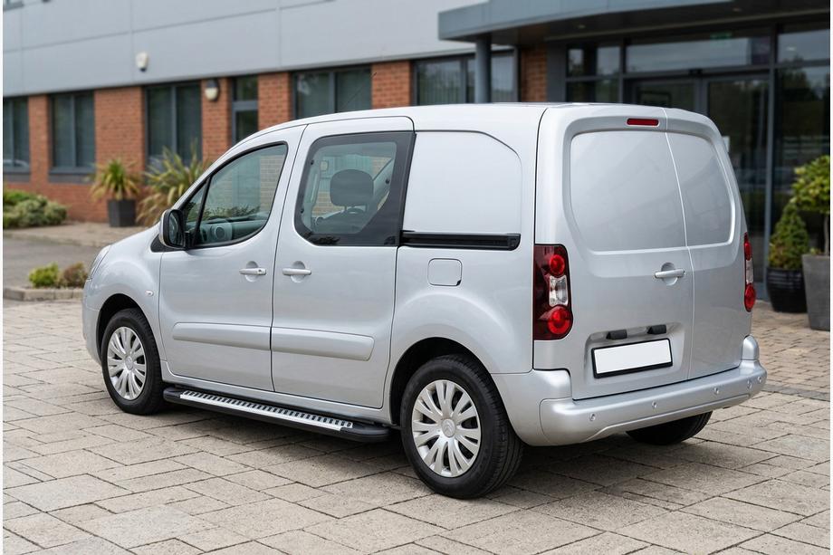 Citroen Berlingo 2008–2018 Line side steps (set van 2, aluminium) Image