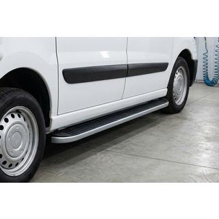 Side steps Tayga Grey (set van 2, aluminium) foto 1