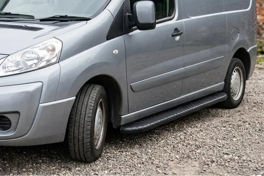 Citroen Jumpy 2007–2017 Bosphorus Black side steps (2 st., aluminium) Image