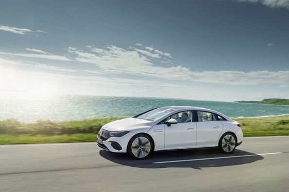 Mercedes-Benz EQE (V295): Review van de elektrische business-sedan Foto 4