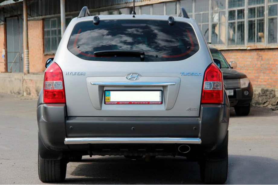 Hyundai Tucson JM 2004– Achterbeschermbeugel AK002 (RVS) Foto 1