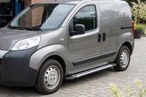 Peugeot Bipper 2008–2017 Line side steps (set van 2, aluminium) foto 1