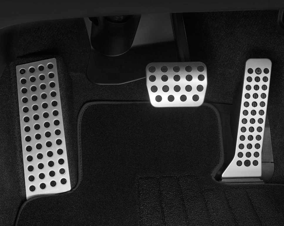 Waarom zijn pedaalcovers in de auto nodig?