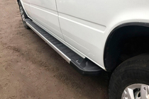 Volkswagen LT 1995–2006 Side steps RedLine V1 (2 stuks, aluminium) Middellange wielbasis foto 1