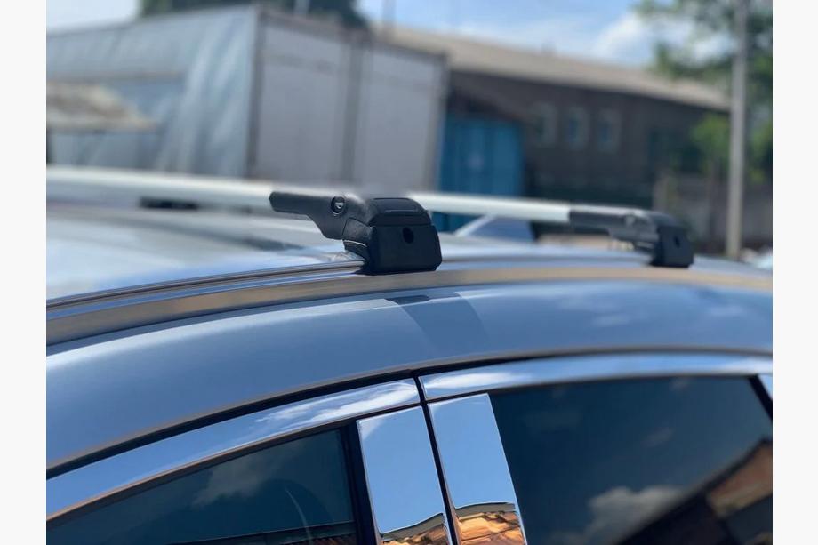 Toyota Proace City 2016– Dakdragers (dwarsbalken) voor geïntegreerde dakrails Wingbar V2 (2 stuks) Zwart Image