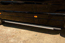 Volkswagen Crafter 2006–2016 Duru zijtreden (set van 2, aluminium) Middellange wielbasis foto 3