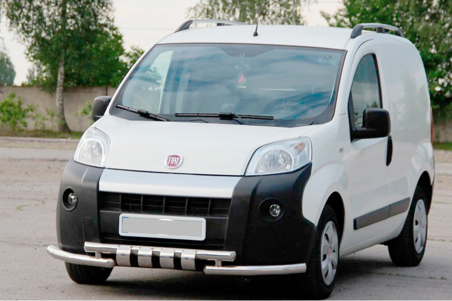 Fiat Fiorino/Qubo 2008–2024 RVS bullbar voorzijde Shark Foto 3