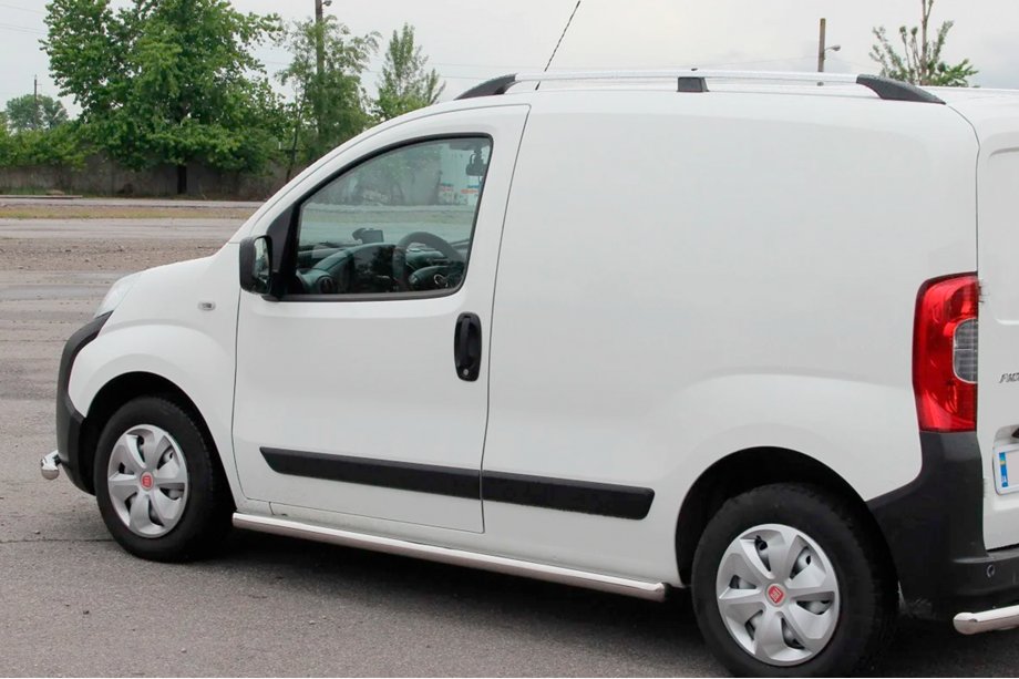 Fiat Fiorino/Qubo 2008–2024 Sidebars Ø60 (2 stuks, RVS) Image