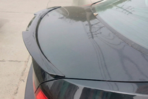 BMW 5 Serie F10/F11 2010–2016 M4-style achterspoiler (voor F10, hoogglans zwart) foto 1