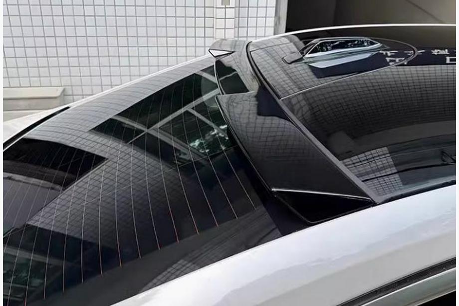 BMW 5/i5 Serie G60/G60E/G61 2023– M4-Style kofferbakspoiler (hoogglans zwart) Image