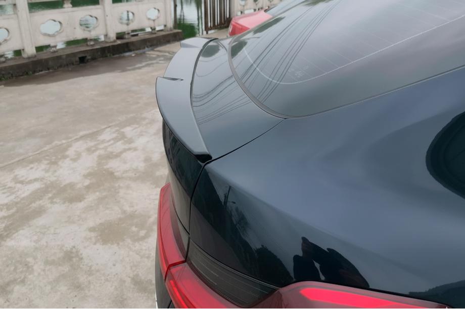 BMW X4 G02 2018– Spoiler M4-Style (hoogglans zwart) Image