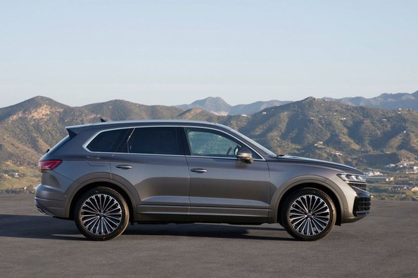 Volkswagen Touareg: specificaties, uitvoeringen en foto's Foto 3