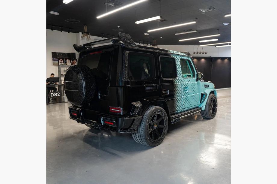 Mercedes G-Klasse W463 2018–2024 Restyling kit voor W465 2025 MNSR Carbon Foto 2