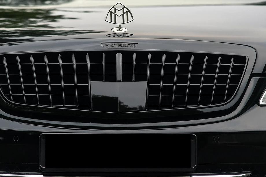 Mercedes S-сlass W221 2005–2013 Radiateurgrille Maybach Black (2009-2013) Image