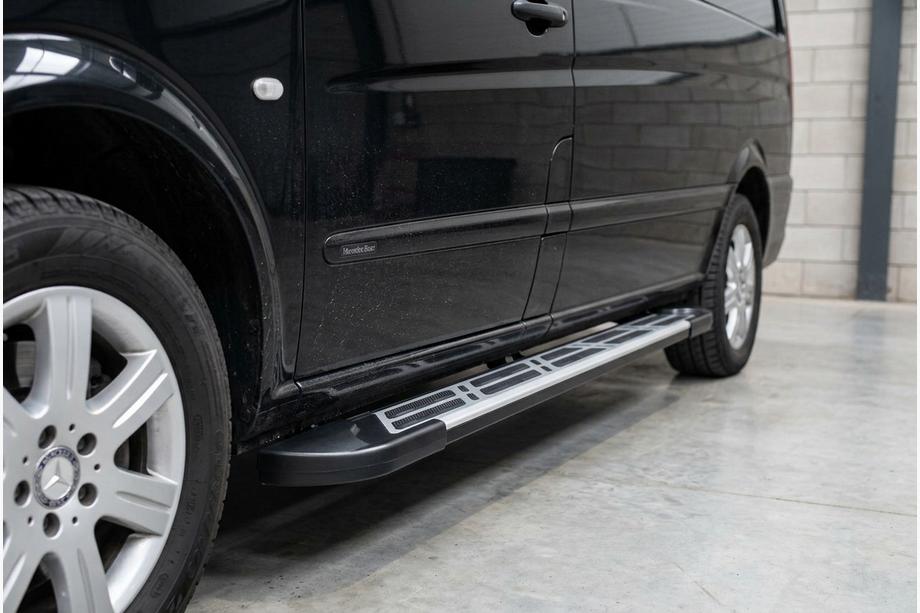 Mercedes Viano 2004–2014 Sunrise side steps (set van 2, aluminium) Image