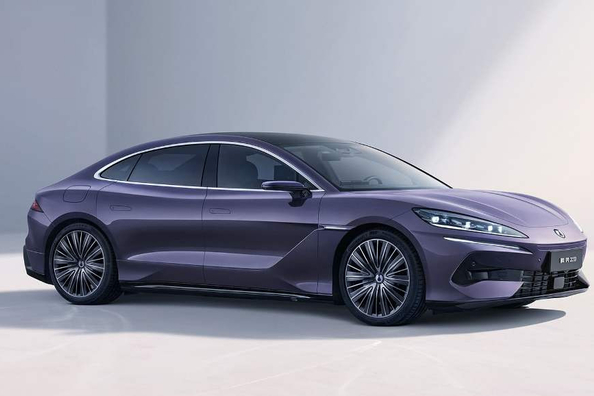 Review Denza Z9 2024: luxueuze elektrische sedan