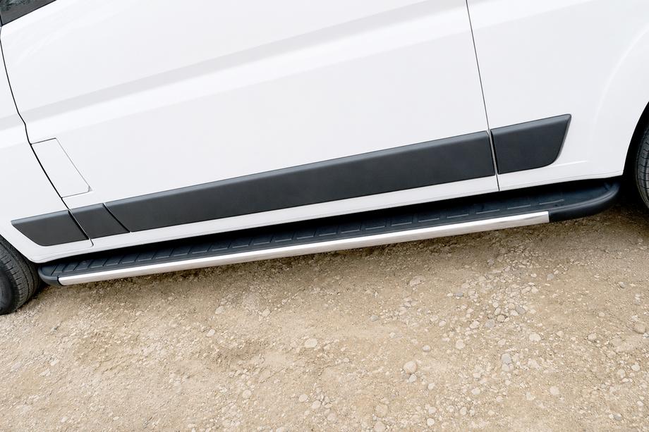 Fiat Ducato 2006–2025 Duru side steps (2 stuks, aluminium) Image