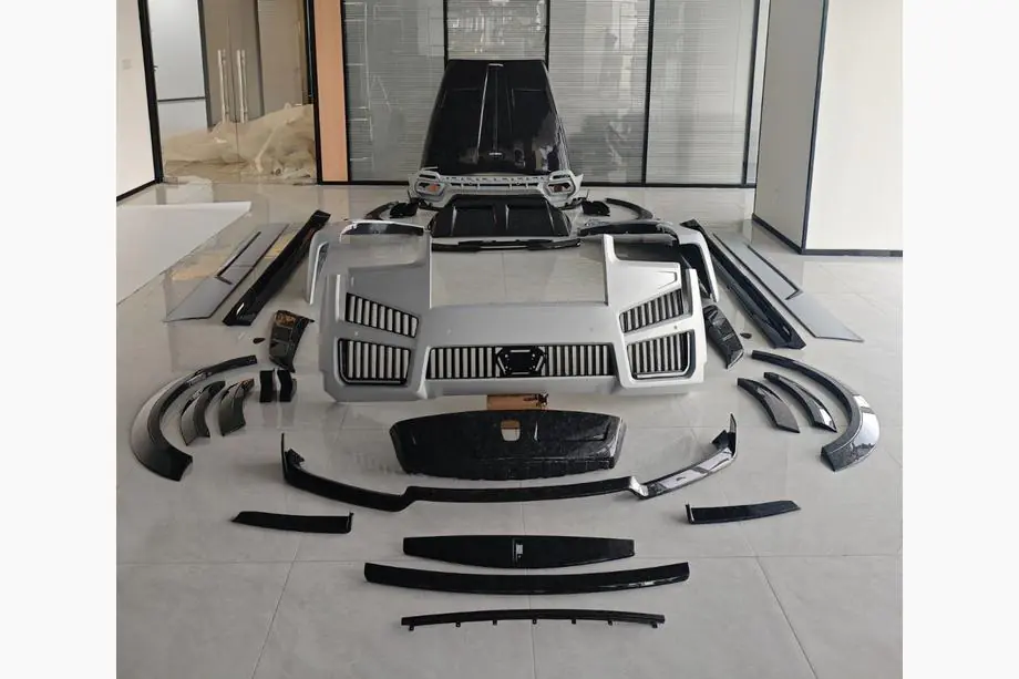 Rolls-Royce Cullinan 2018– MNSR Carbon bodykit (voor 2024+) Foto 4