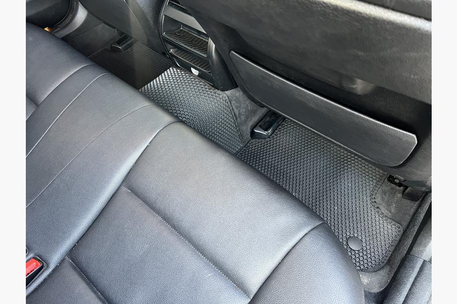BMW 5 Serie F10/F11 2010–2016 Rubberen automatten Carsuit 2013-2016 (zwart) Foto 3