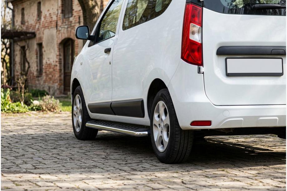 Dacia Dokker 2013–2022 Maydos V1 zijtreden (set 2 stuks, aluminium + RVS) Image