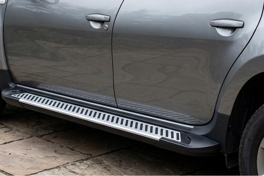 Dacia Duster 2008–2018 Side steps Line (2 stuks, aluminium) Image
