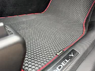 Tesla Model Y 2020– Rubberen automatten Carsuit (2020-2024, zwart) foto 9