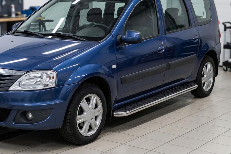 Dacia Logan MCV 2004–2014 Maydos V1 zijtreden (set 2 stuks, aluminium + RVS) Image