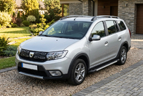 Renault Logan MCV 2013–2022 Side steps RedLine V1 (2 stuks, aluminium) foto 1