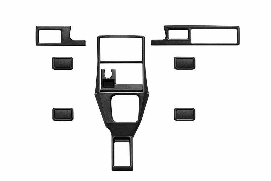 IZH 2126 1990–2005 Dashboard sierlijsten Foto 1