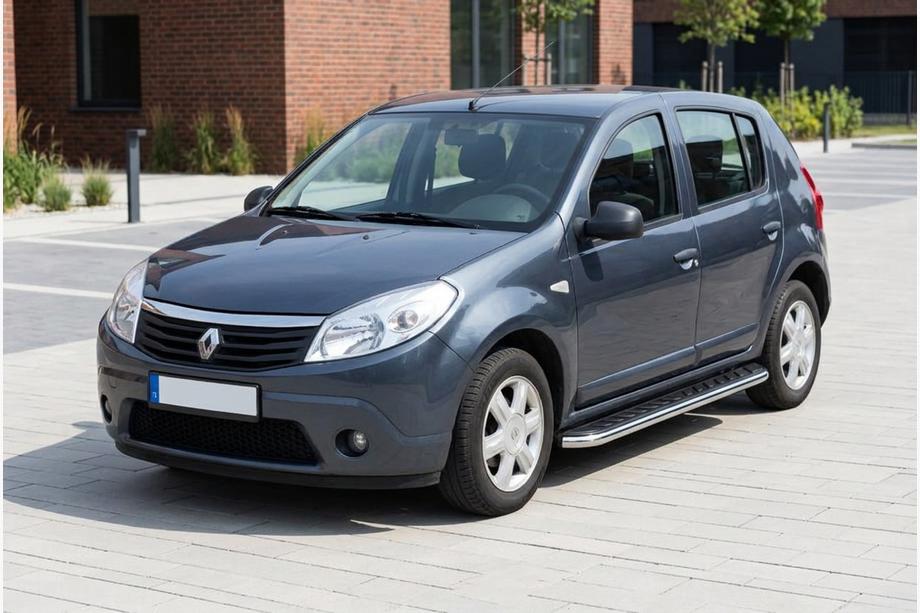 Dacia Sandero 2007–2013 Maydos V1 zijtreden (set 2 stuks, aluminium + RVS) Image