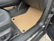 Volkswagen ID. UNYX 2024– Rubberen automatten Carsuit (Beige) foto 2