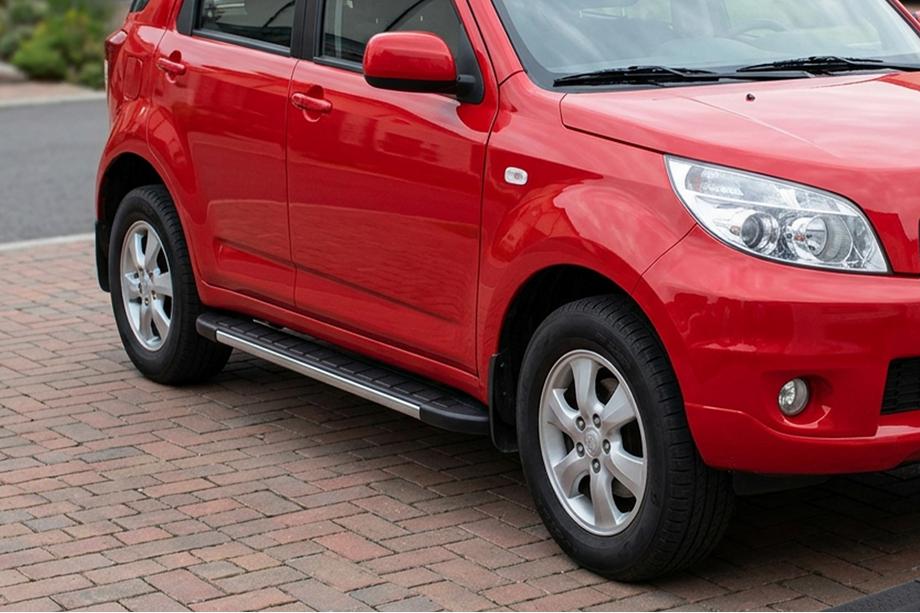 Daihatsu Terios 2006–2017 Duru zijtreden (set van 2, aluminium) Image