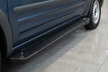 Ford Connect 2002–2006 Allmond Black zijtreden (2 st., aluminium) Maxi basis foto 1