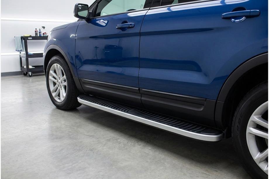 Ford Explorer 2011–2019 Side steps Tayga Grey (set van 2, aluminium) Image
