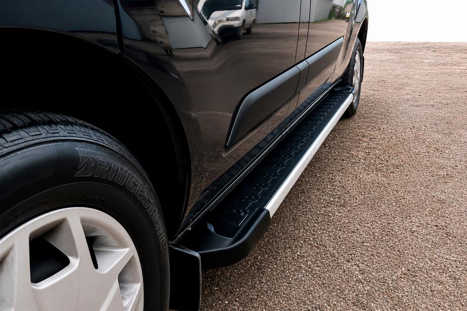 Ford Custom 2013–2022 Zijtreden RedLine V1 (2 stuks, aluminium) Image