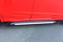 Ford Kuga/Escape 2013–2019 Side steps Line (2 stuks, aluminium) foto 4