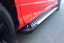 Ford Kuga/Escape 2013–2019 Side steps Line (2 stuks, aluminium) foto 11